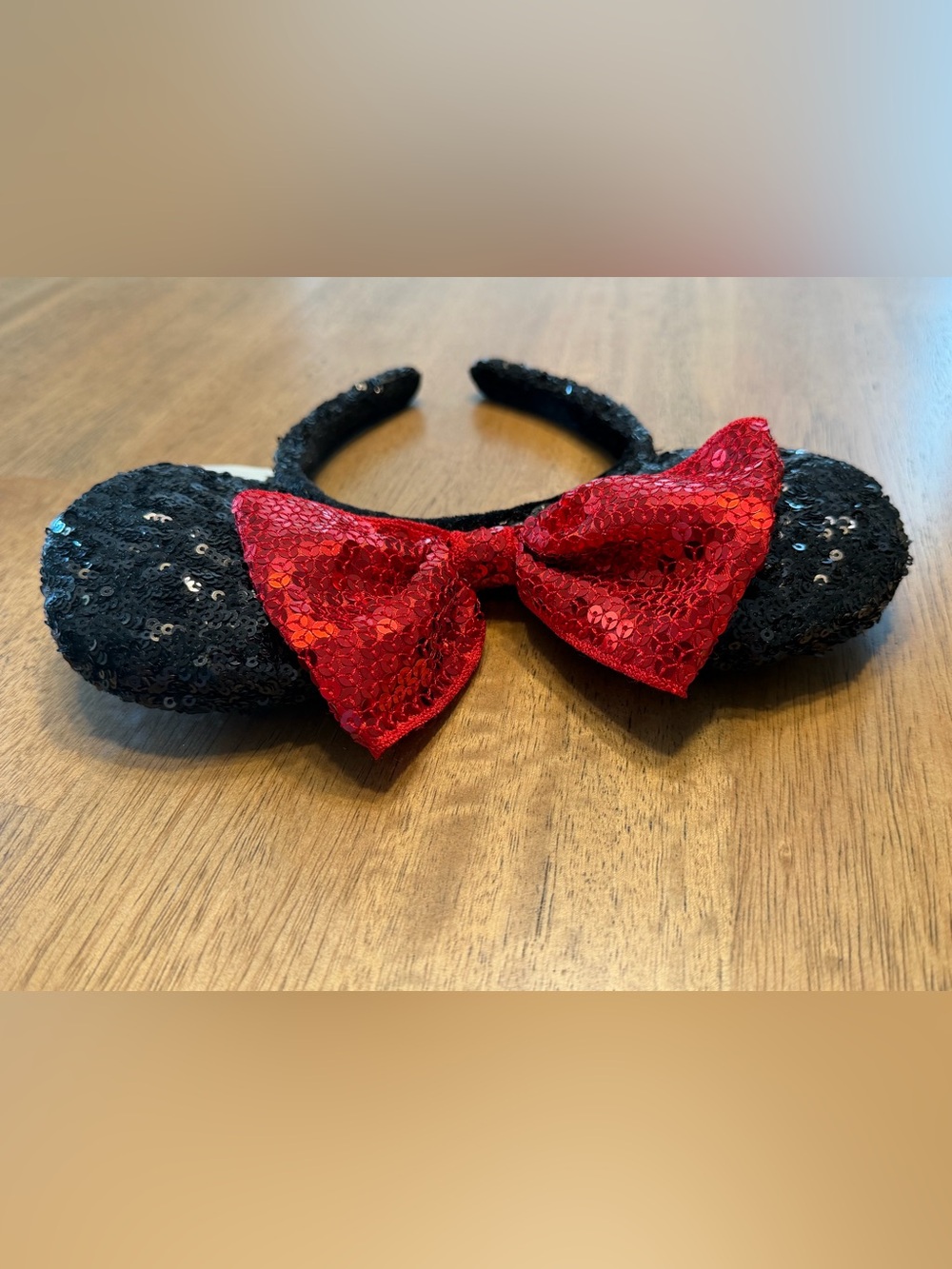 Disney Parks Minnie Mouse Black Sequin Ears Headband with Red Bow EUC - Picture 7 of 7